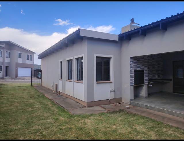 3 BEDROOM HOUSE FOR SALE IN GEELHOUTPARK
